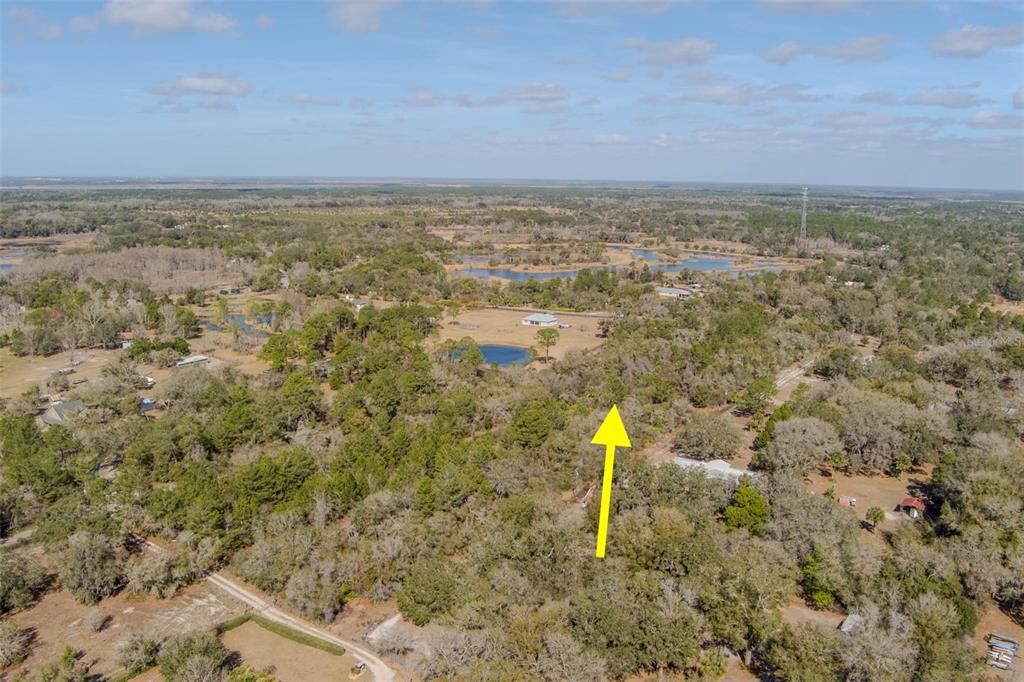 На продажу: $549,900 (8.32 acres)