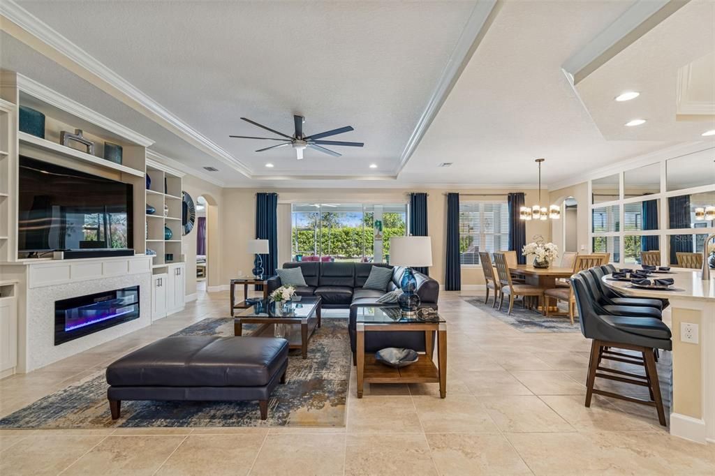 Activo con contrato: $645,000 (4 camas, 3 baños, 3261 Pies cuadrados)