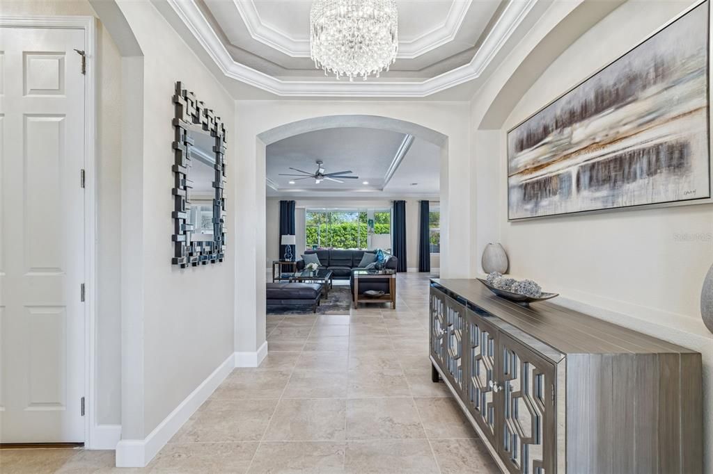 Activo con contrato: $645,000 (4 camas, 3 baños, 3261 Pies cuadrados)