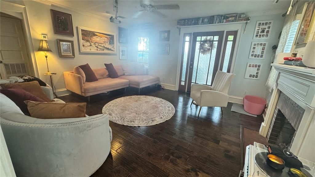 出租: $2,800 (3 贝兹, 2 浴室, 1340 平方英尺)