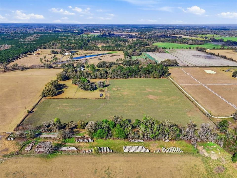 En Venta: $569,999 (21.19 acres)
