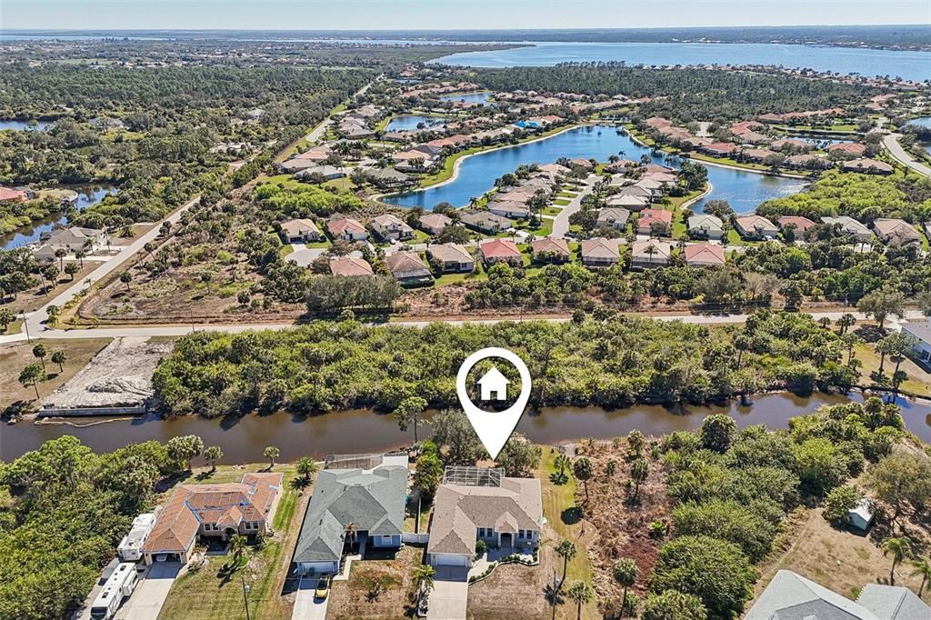 En Venta: $699,000 (3 camas, 3 baños, 2043 Pies cuadrados)