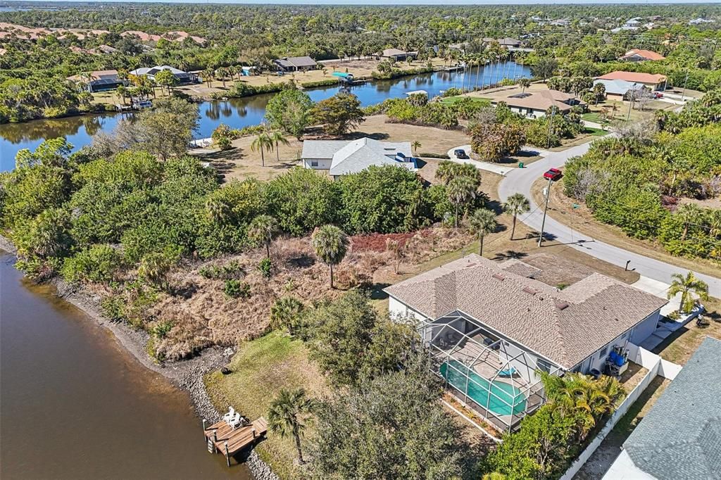 En Venta: $699,000 (3 camas, 3 baños, 2043 Pies cuadrados)