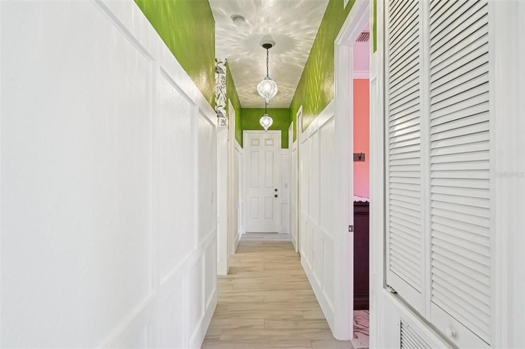 En Venta: $699,000 (3 camas, 3 baños, 2043 Pies cuadrados)