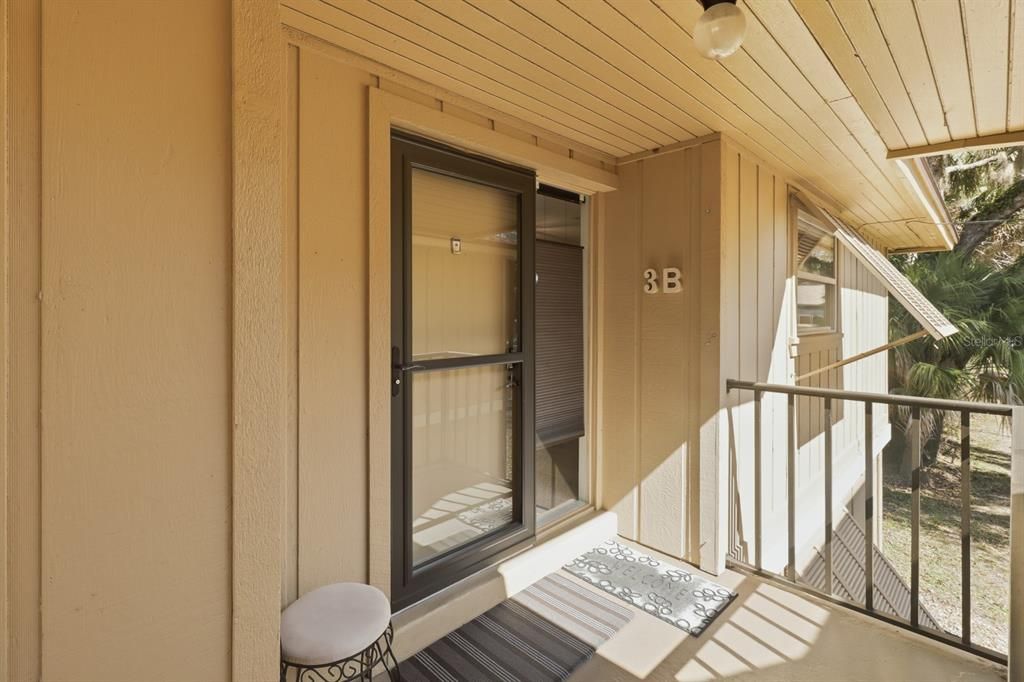 For Sale: $184,000 (2 beds, 2 baths, 1058 Square Feet)