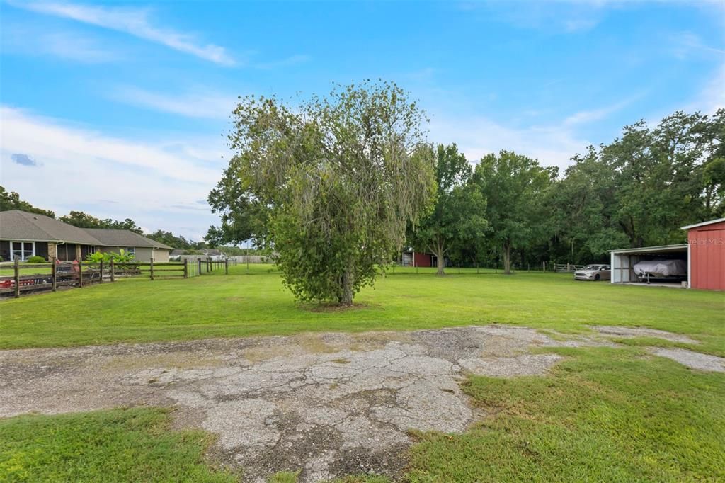 For Sale: $2,600,000 (3 beds, 2 baths, 2500 Square Feet)