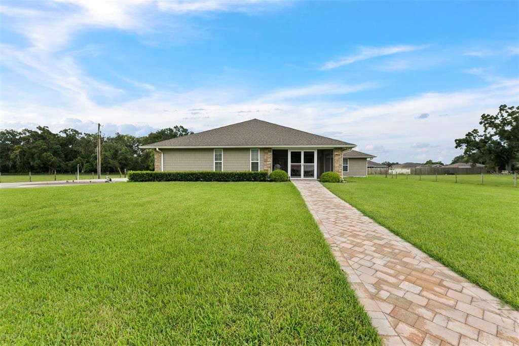 For Sale: $2,600,000 (3 beds, 2 baths, 2500 Square Feet)