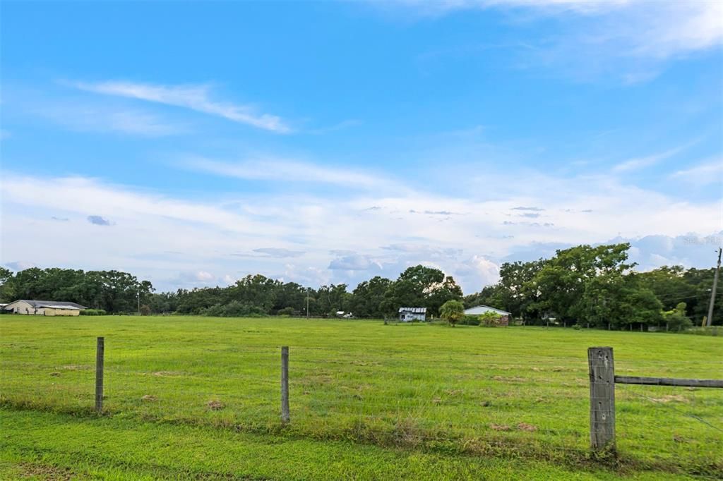 For Sale: $2,600,000 (3 beds, 2 baths, 2500 Square Feet)