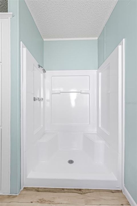 For Sale: $189,900 (2 beds, 2 baths, 1393 Square Feet)