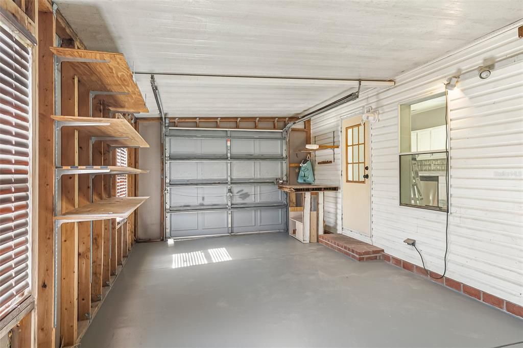 For Sale: $189,900 (2 beds, 2 baths, 1393 Square Feet)