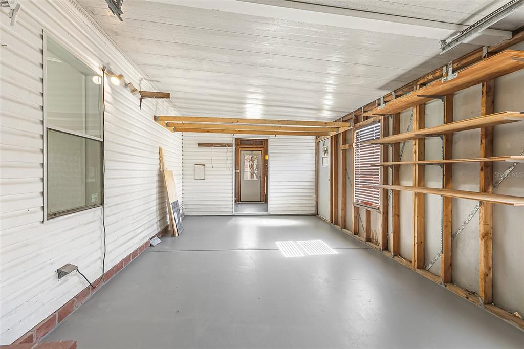 For Sale: $189,900 (2 beds, 2 baths, 1393 Square Feet)
