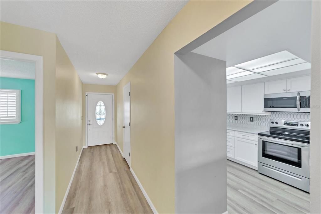 En Venta: $369,000 (2 camas, 2 baños, 1385 Pies cuadrados)
