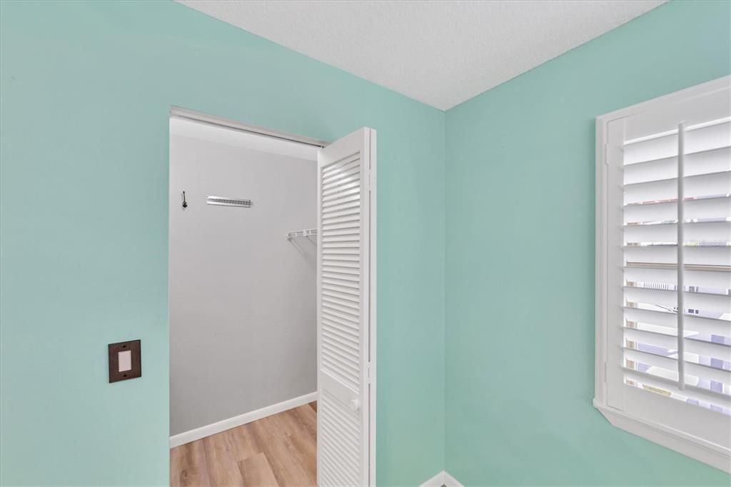 En Venta: $369,000 (2 camas, 2 baños, 1385 Pies cuadrados)