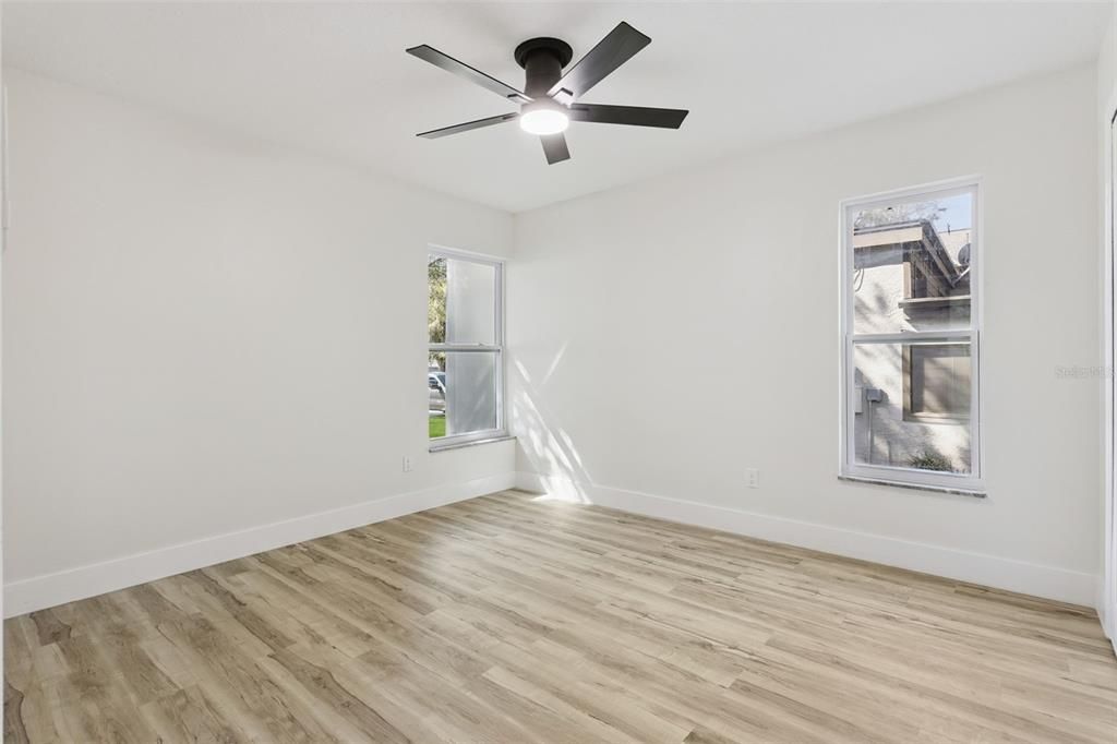 Active With Contract: $599,900 (3 beds, 2 baths, 1933 Square Feet)