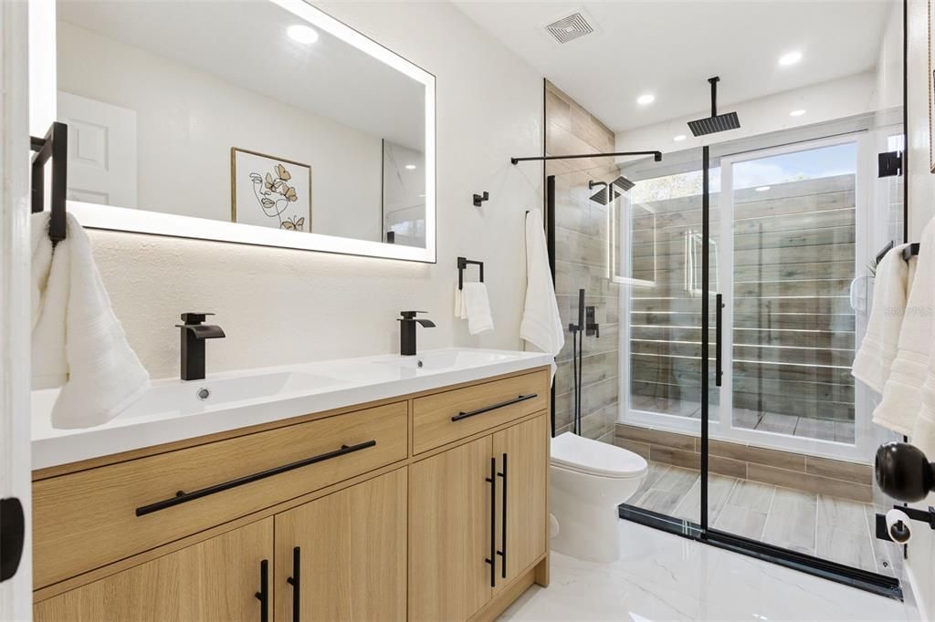 Active With Contract: $599,900 (3 beds, 2 baths, 1933 Square Feet)