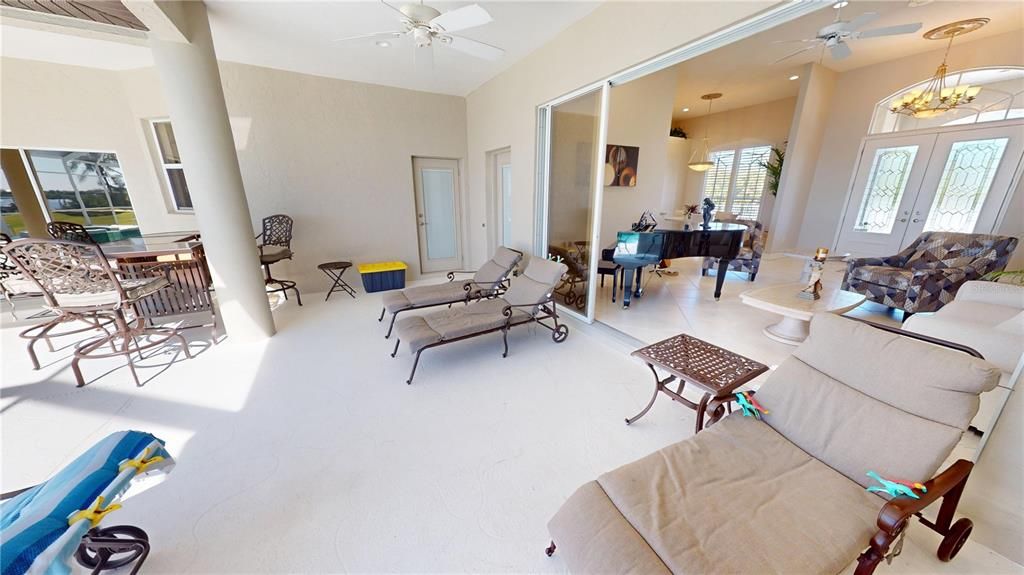 En Venta: $1,295,000 (4 camas, 4 baños, 3585 Pies cuadrados)