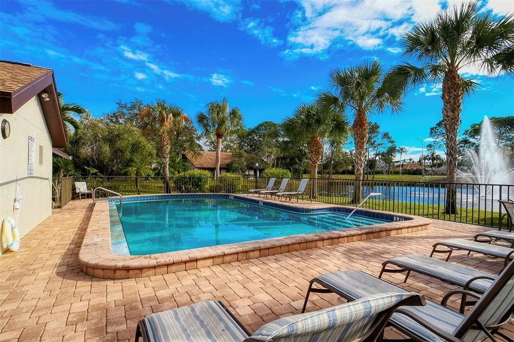 Active With Contract: $279,000 (2 beds, 2 baths, 1265 Square Feet)