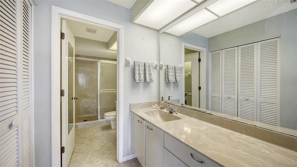Active With Contract: $279,000 (2 beds, 2 baths, 1265 Square Feet)