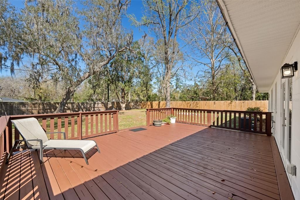 Activo con contrato: $314,900 (3 camas, 2 baños, 1628 Pies cuadrados)