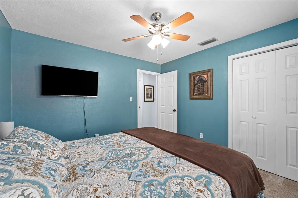 Activo con contrato: $314,900 (3 camas, 2 baños, 1628 Pies cuadrados)