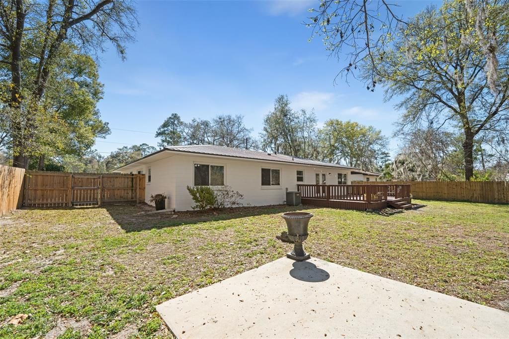 Activo con contrato: $314,900 (3 camas, 2 baños, 1628 Pies cuadrados)