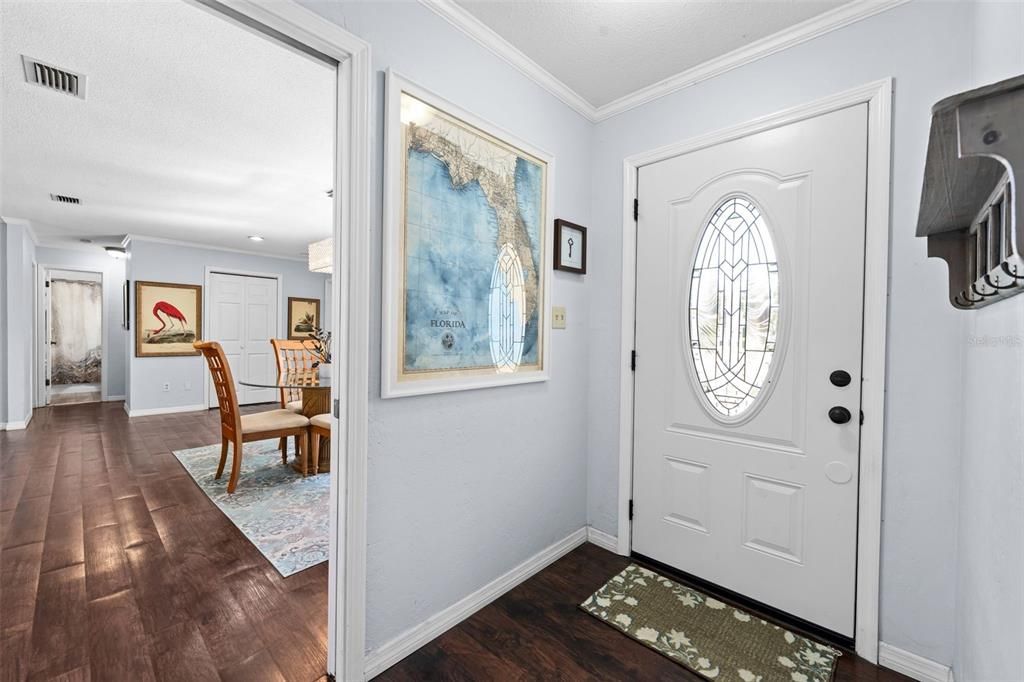 Activo con contrato: $314,900 (3 camas, 2 baños, 1628 Pies cuadrados)