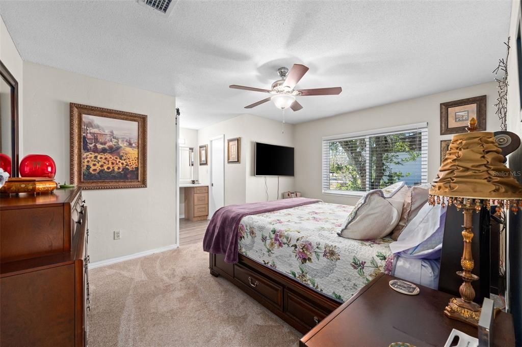 Activo con contrato: $314,900 (3 camas, 2 baños, 1628 Pies cuadrados)