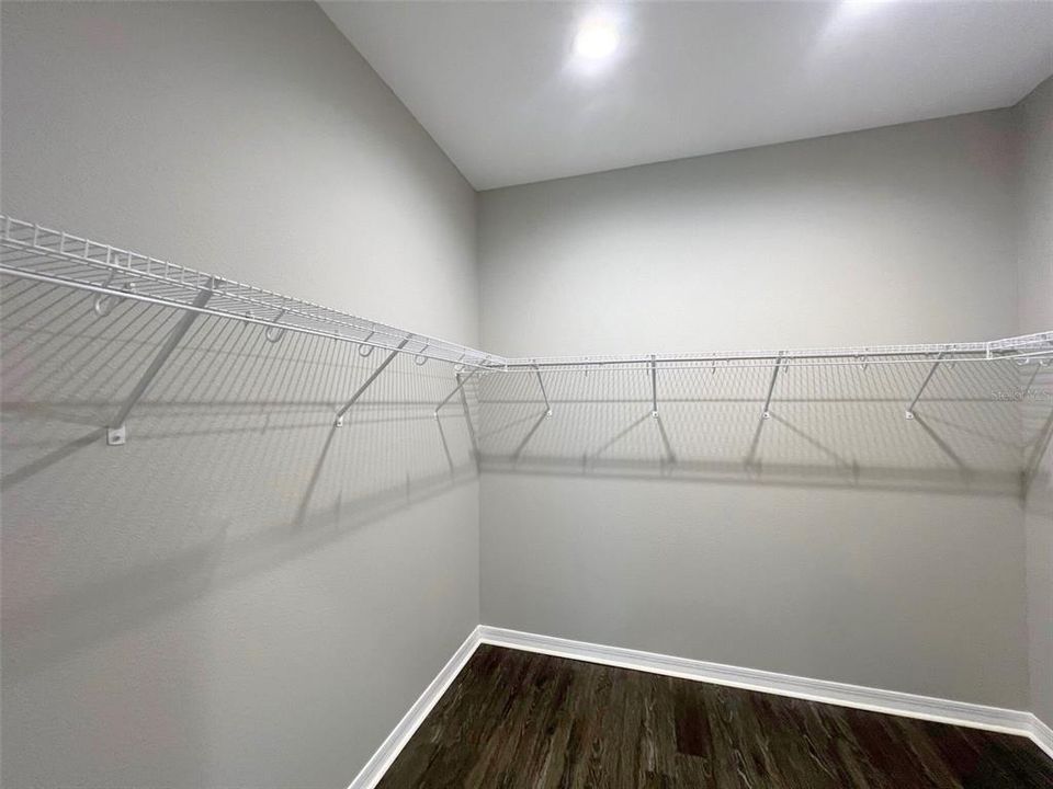 В аренду: $2,975 (3 спален, 2 ванн, 1826 Квадратных фут)