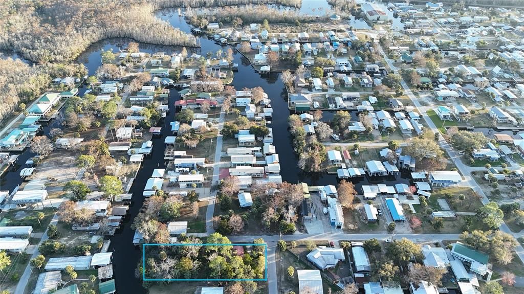 En Venta: $250,000 (0.57 acres)