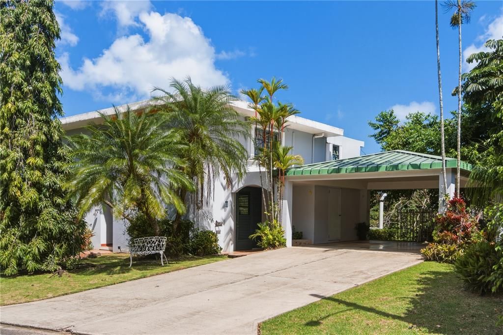 Recently Sold: $785,000 (4 beds, 4 baths, 2464 Square Feet)