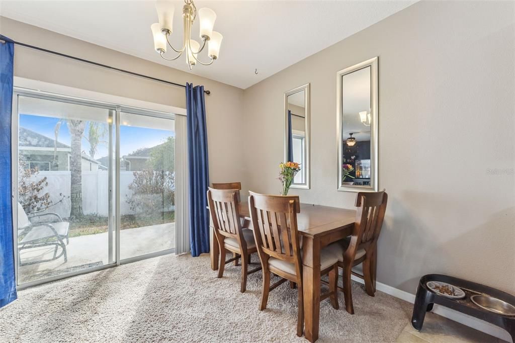 На продажу: $349,900 (4 спален, 2 ванн, 1846 Квадратных фут)