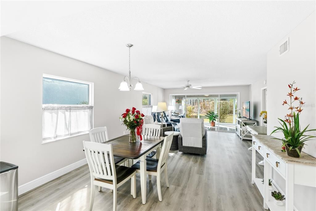 待售: $539,000 (2 贝兹, 2 浴室, 1179 平方英尺)