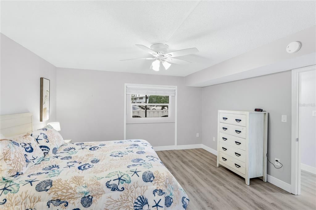 待售: $539,000 (2 贝兹, 2 浴室, 1179 平方英尺)