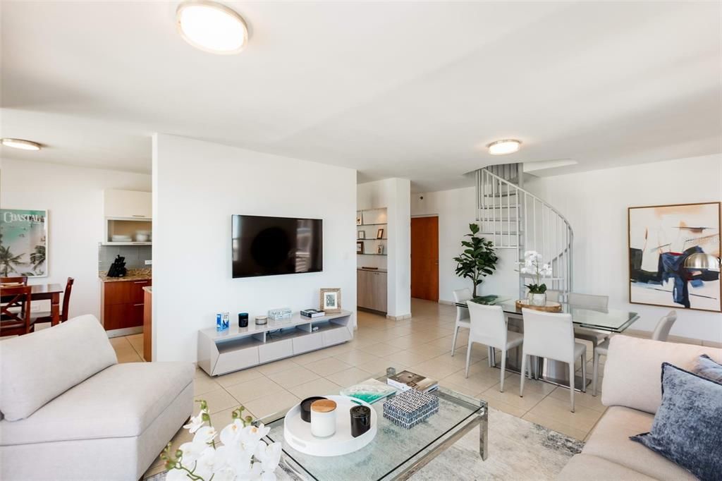 На продажу: $1,495,000 (3 спален, 2 ванн, 1799 Квадратных фут)