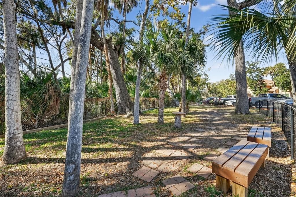 For Sale: $108,000 (1 beds, 1 baths, 630 Square Feet)