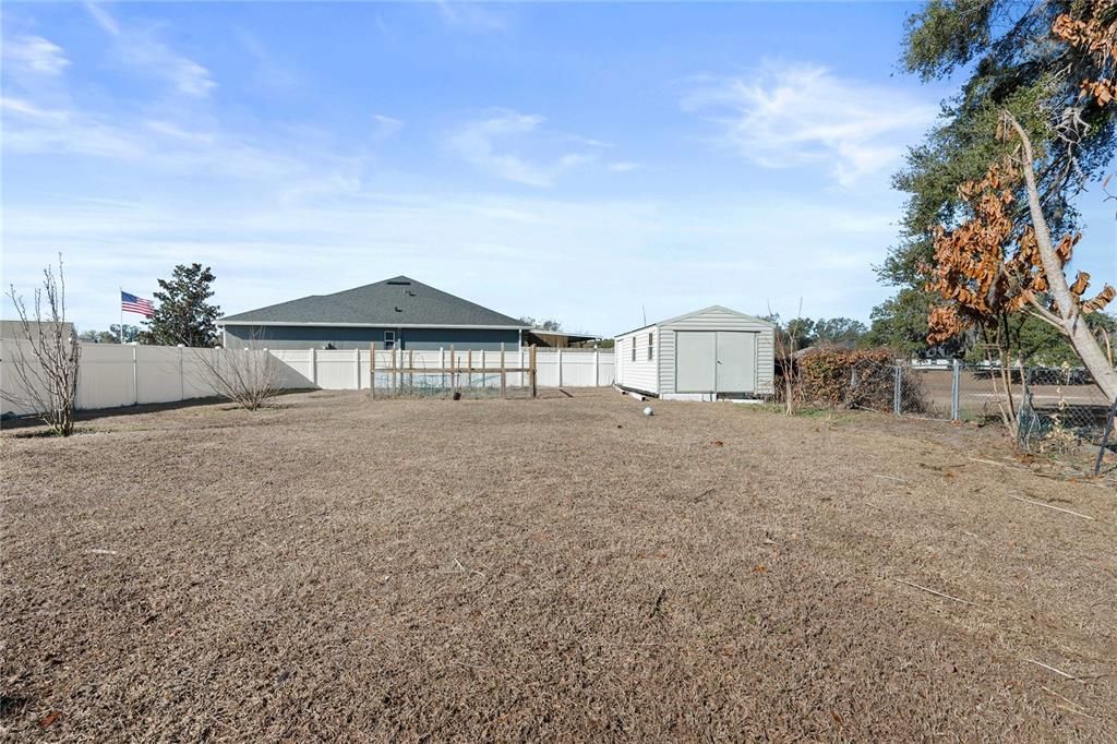 For Sale: $380,000 (4 beds, 3 baths, 2333 Square Feet)