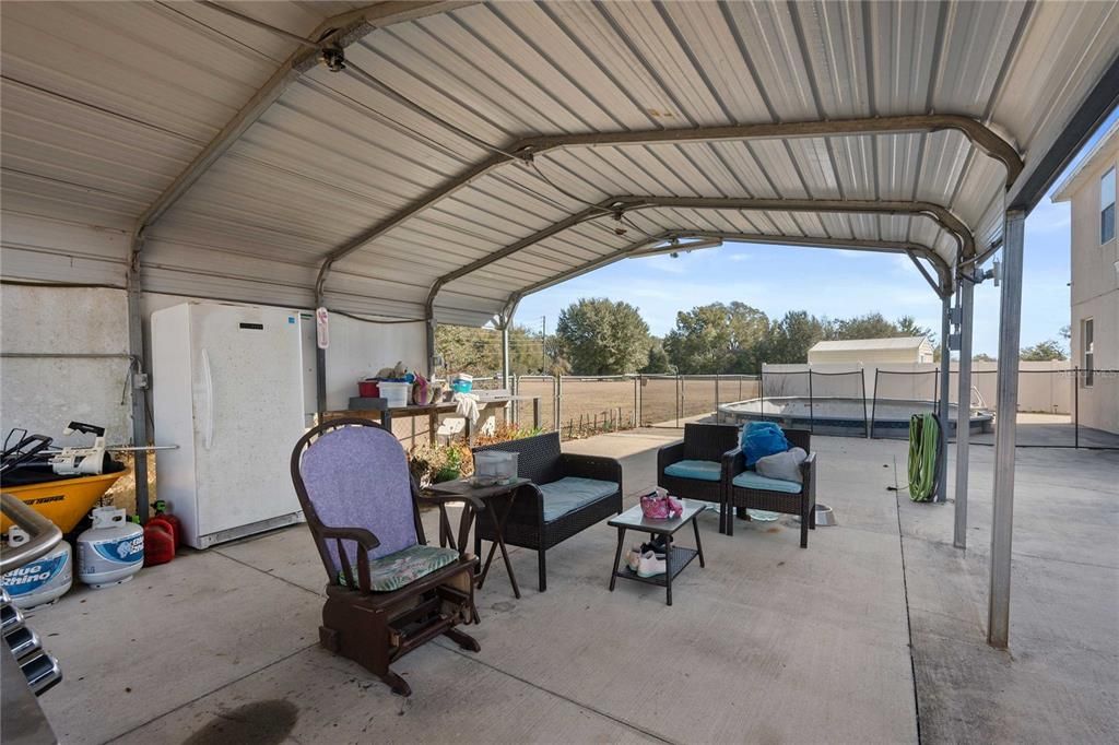 For Sale: $380,000 (4 beds, 3 baths, 2333 Square Feet)
