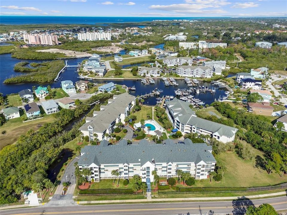 В аренду: $2,200 (2 спален, 2 ванн, 1146 Квадратных фут)
