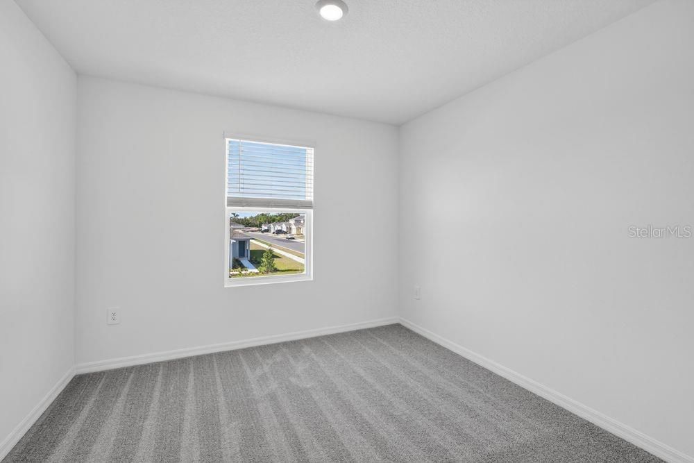 Activo con contrato: $380,999 (5 camas, 3 baños, 2516 Pies cuadrados)