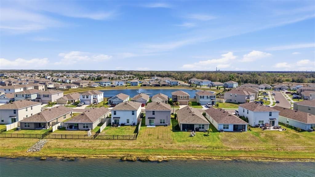 На продажу: $389,000 (4 спален, 2 ванн, 2308 Квадратных фут)