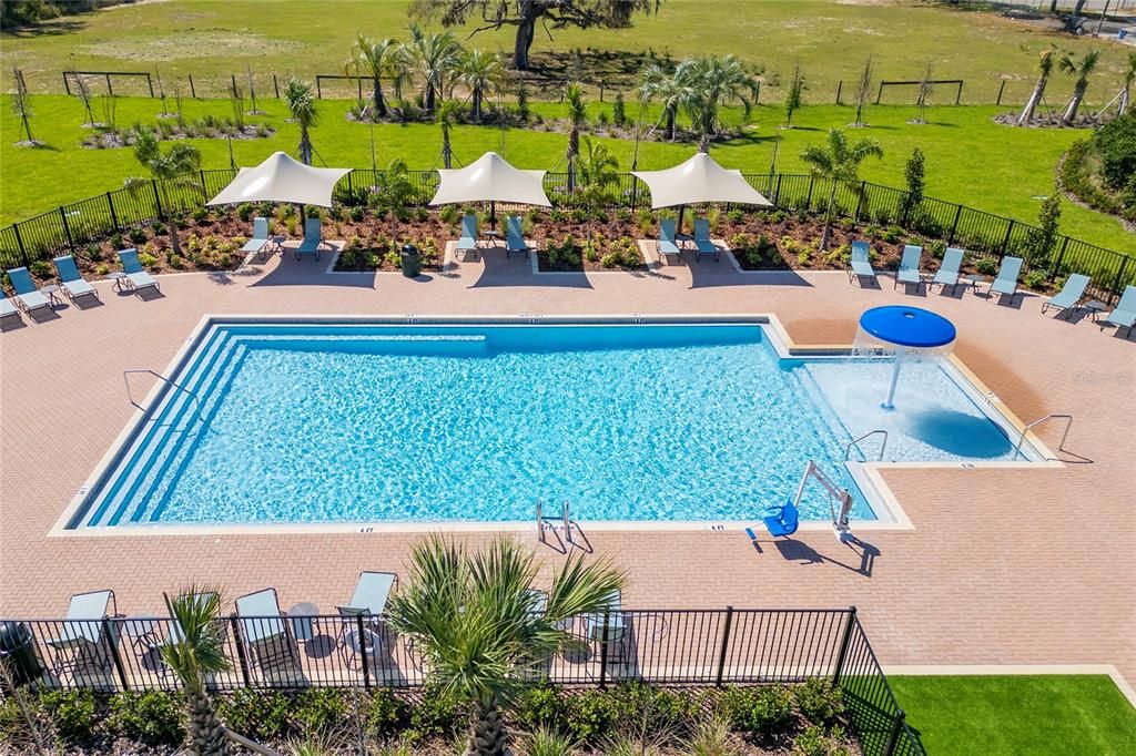 Active With Contract: $1,900 (3 beds, 2 baths, 2109 Square Feet)
