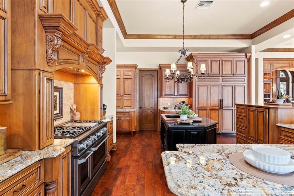 En Venta: $3,849,000 (5 camas, 5 baños, 6686 Pies cuadrados)