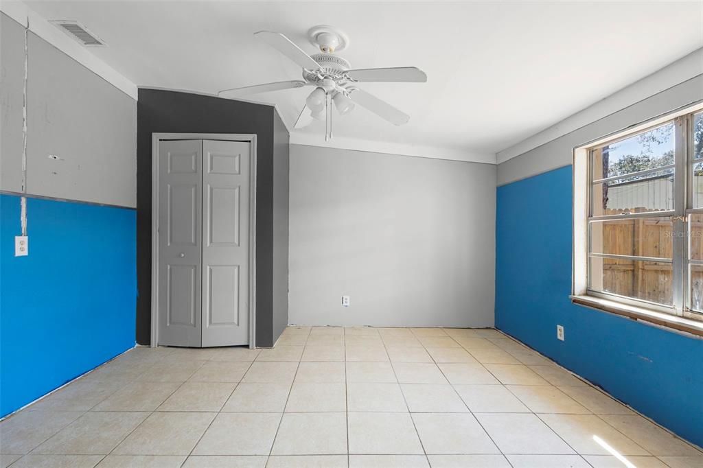 Activo con contrato: $134,900 (3 camas, 1 baños, 1523 Pies cuadrados)