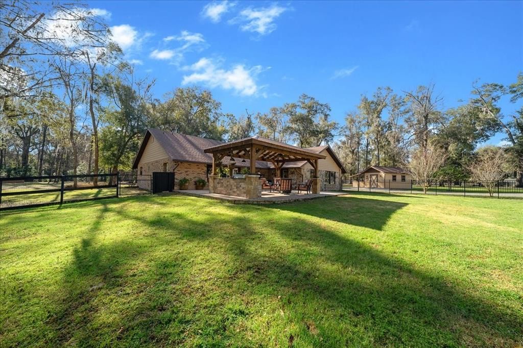 En Venta: $1,250,000 (3 camas, 2 baños, 2948 Pies cuadrados)