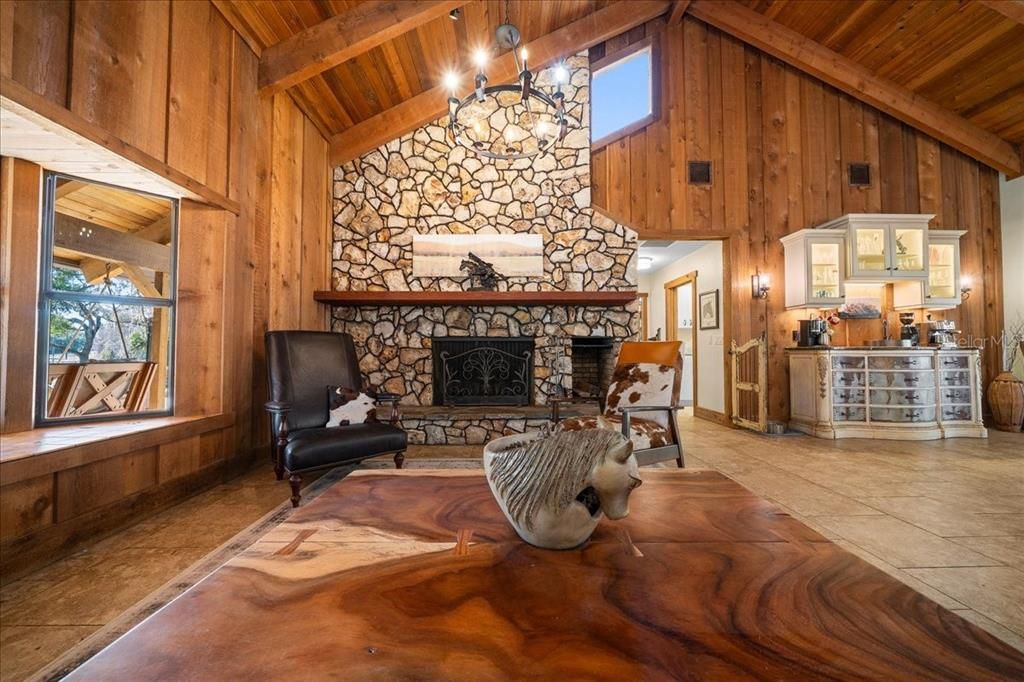 En Venta: $1,250,000 (3 camas, 2 baños, 2948 Pies cuadrados)