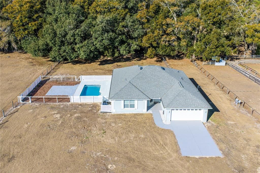 For Sale: $1,250,000 (6 beds, 5 baths, 1632 Square Feet)