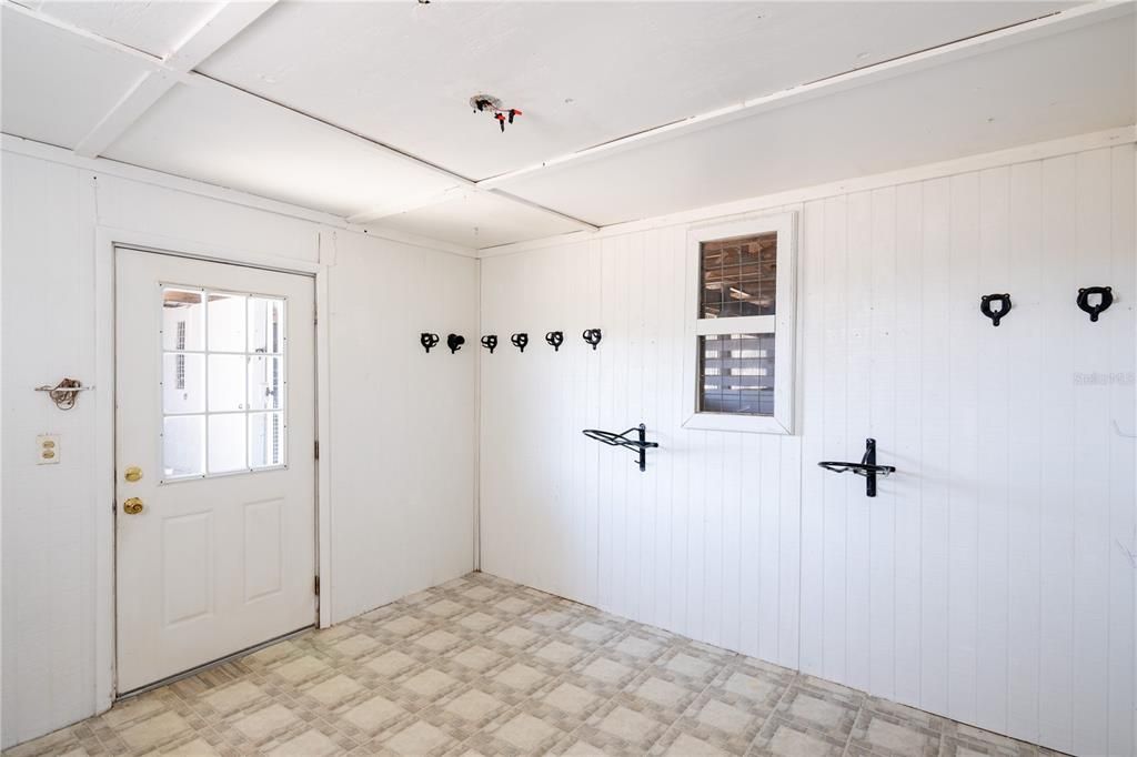 For Sale: $1,250,000 (6 beds, 5 baths, 1632 Square Feet)