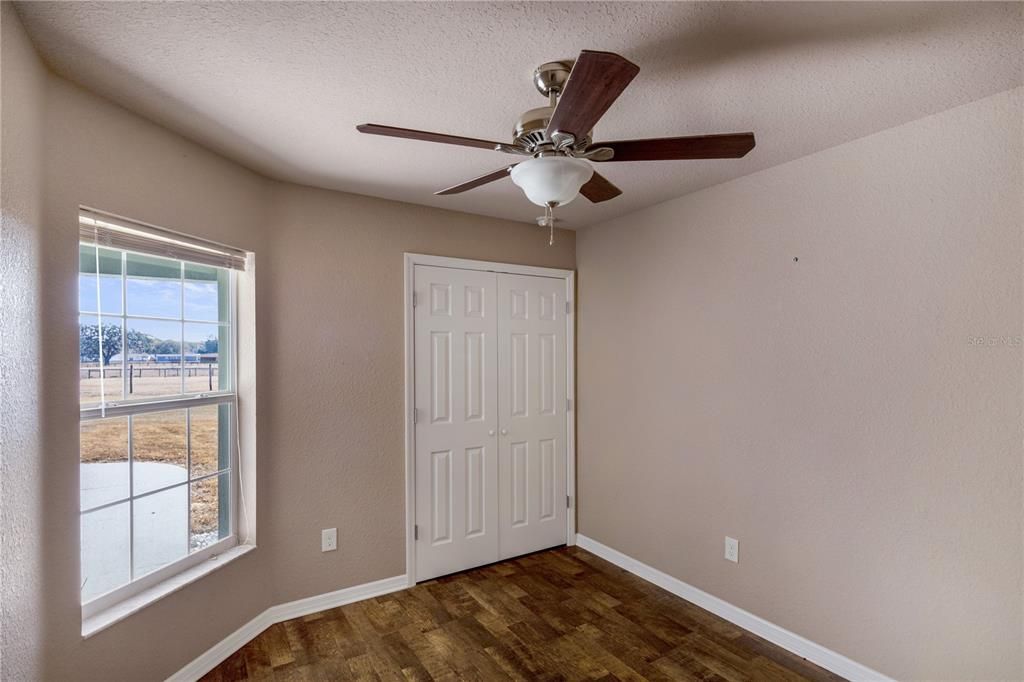 For Sale: $1,250,000 (6 beds, 5 baths, 1632 Square Feet)