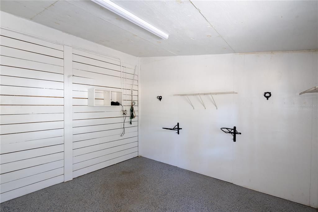 For Sale: $1,250,000 (6 beds, 5 baths, 1632 Square Feet)