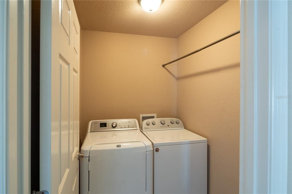 For Sale: $1,250,000 (6 beds, 5 baths, 1632 Square Feet)